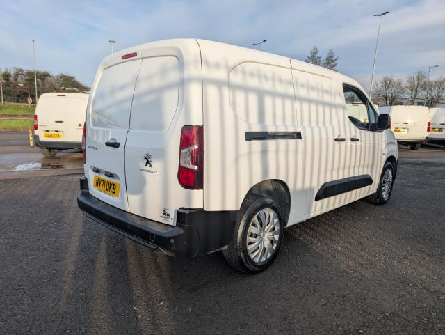 2022 Peugeot Partner 850 1.5 Bluehdi 100 Professional Premium Crew Van (NV71UKB) Image 13