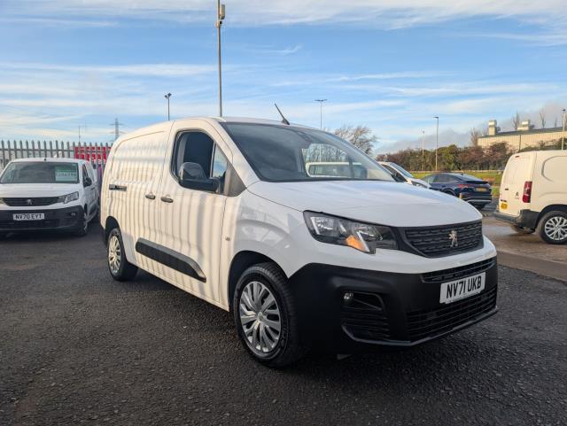 2022 Peugeot Partner 850 1.5 Bluehdi 100 Professional Premium Crew Van (NV71UKB) Image 2