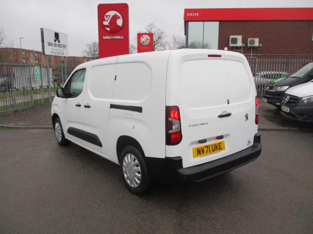 2022 Peugeot Partner 950 1.5 Bluehdi 100 Professional Premium Van (NV71UKE) Image 7