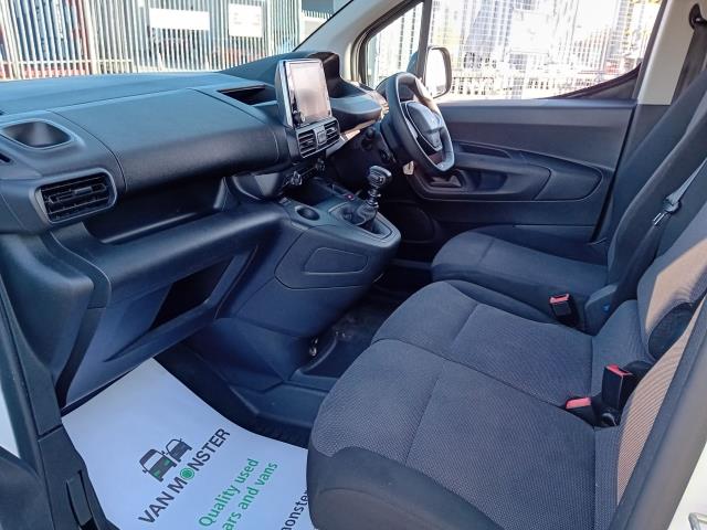 2022 Peugeot Partner L2 950 1.5BLUE HDI 100PS PROFESSIONAL PREMIUM EURO 6 (NV71UKG) Image 22