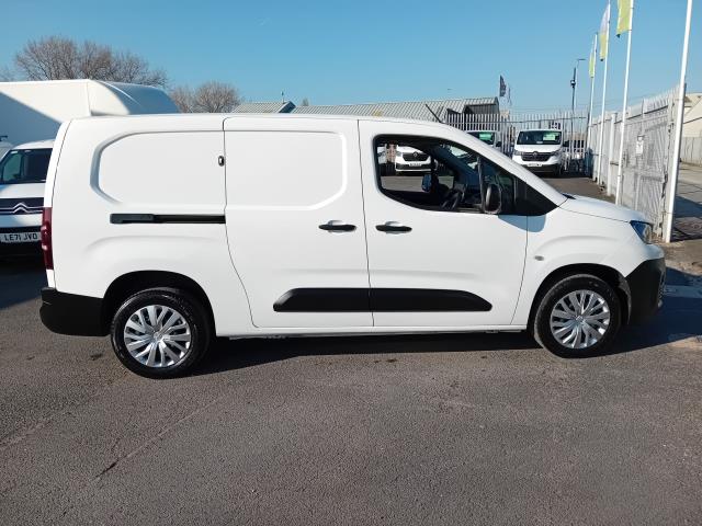 2022 Peugeot Partner L2 950 1.5BLUE HDI 100PS PROFESSIONAL PREMIUM EURO 6 (NV71UKG) Image 6
