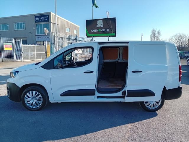 2022 Peugeot Partner L2 950 1.5BLUE HDI 100PS PROFESSIONAL PREMIUM EURO 6 (NV71UKG) Image 10