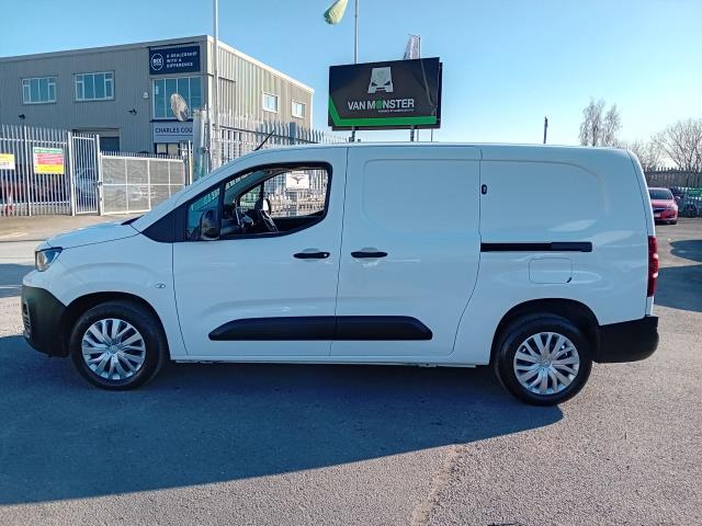2022 Peugeot Partner L2 950 1.5BLUE HDI 100PS PROFESSIONAL PREMIUM EURO 6 (NV71UKG) Image 9