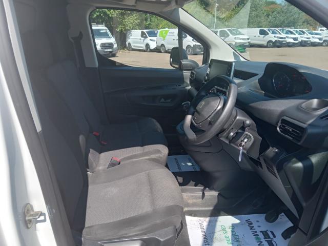 2022 Peugeot Partner 1000 1.5 Bluehdi 100 Professional Premium Van (NV71ULY) Image 22