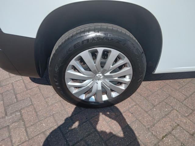 2022 Peugeot Partner 1000 1.5 Bluehdi 100 Professional Premium Van (NV71ULY) Image 12