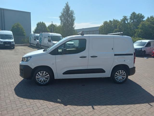 2022 Peugeot Partner 1000 1.5 Bluehdi 100 Professional Premium Van (NV71ULY) Image 4