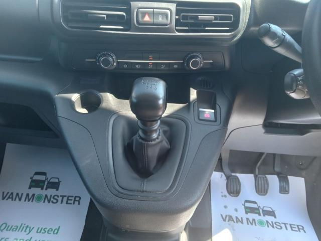 2022 Peugeot Partner 1000 1.5 Bluehdi 100 Professional Premium Van (NV71ULY) Image 28