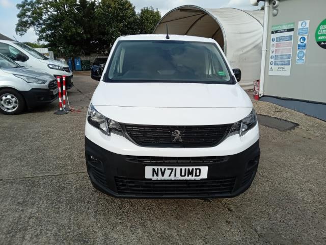 2022 Peugeot Partner 1000 1.5 Bluehdi 100 Professional Premium Van (NV71UMD) Image 3