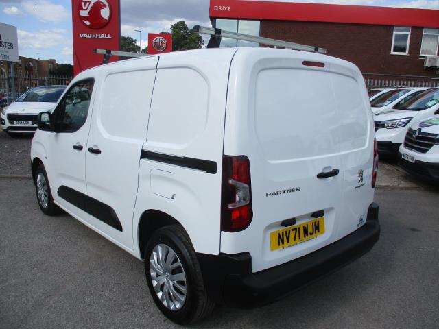 2022 Peugeot Partner STANDARD 1000 1.5 BLUE HDI 100PS PROFESSIONAL PREMIUM (NV71WJM) Image 7