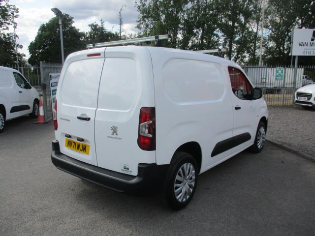 2022 Peugeot Partner STANDARD 1000 1.5 BLUE HDI 100PS PROFESSIONAL PREMIUM (NV71WJM) Image 4