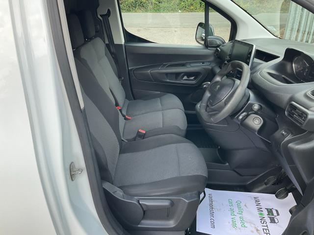 2022 Peugeot Partner 1000 1.5 Bluehdi 100 Professional Van (NV71WJZ) Image 16