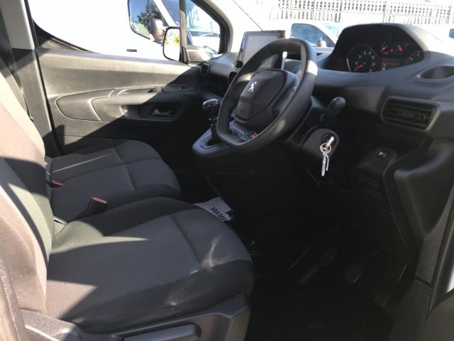 2022 Peugeot Partner L1 1000 1.5BLUE HDI 100PS PROFESSIONAL PREMIUM EURO 6 (NV71WKB) Image 21