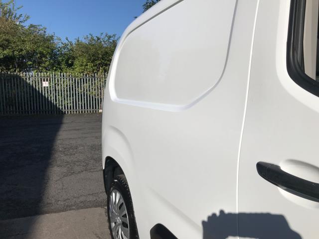 2022 Peugeot Partner L1 1000 1.5BLUE HDI 100PS PROFESSIONAL PREMIUM EURO 6 (NV71WKB) Image 8