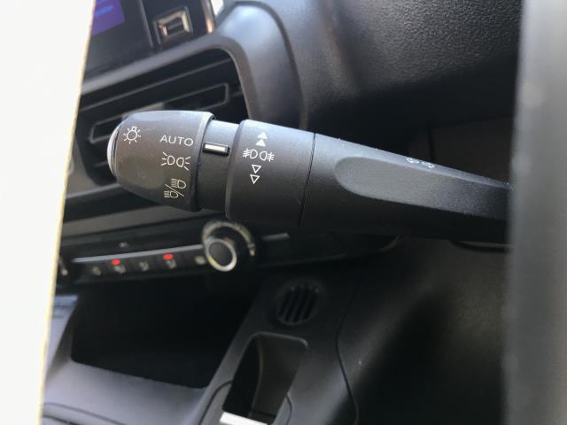2022 Peugeot Partner L1 1000 1.5BLUE HDI 100PS PROFESSIONAL PREMIUM EURO 6 (NV71WKB) Image 34