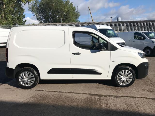 2022 Peugeot Partner L1 1000 1.5BLUE HDI 100PS PROFESSIONAL PREMIUM EURO 6 (NV71WKB) Image 6