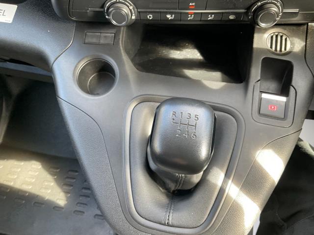 2022 Peugeot Partner 1000 1.5 Bluehdi 100 Professional Van (NV71WKC) Image 25
