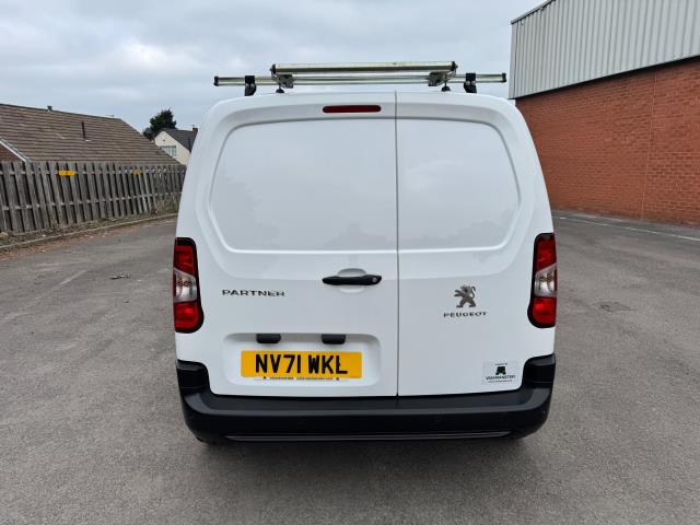 2022 Peugeot Partner 1000 1.5 Bluehdi 100 Professional Premium Van (NV71WKL) Image 8