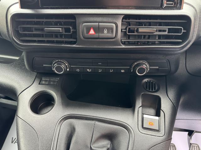 2022 Peugeot Partner 1000 1.5 Bluehdi 100 Professional Premium Van (NV71WKL) Image 26