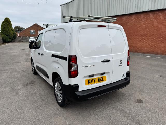 2022 Peugeot Partner 1000 1.5 Bluehdi 100 Professional Premium Van (NV71WKL) Image 7