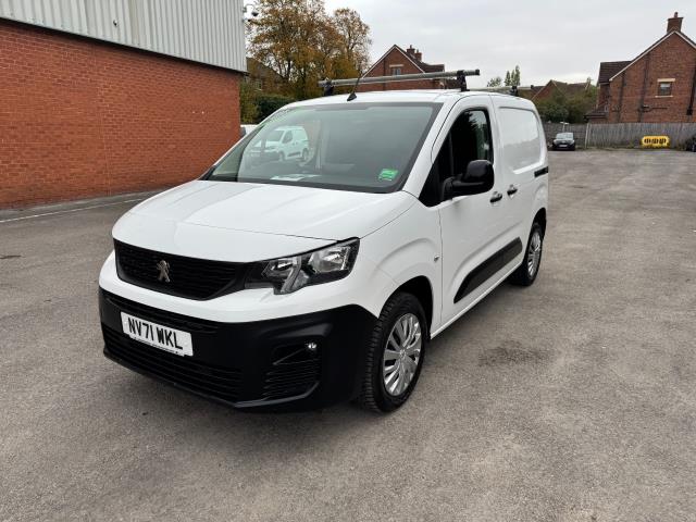 2022 Peugeot Partner 1000 1.5 Bluehdi 100 Professional Premium Van (NV71WKL) Image 5