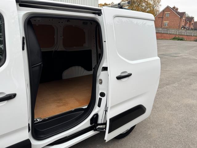 2022 Peugeot Partner 1000 1.5 Bluehdi 100 Professional Premium Van (NV71WKL) Image 41