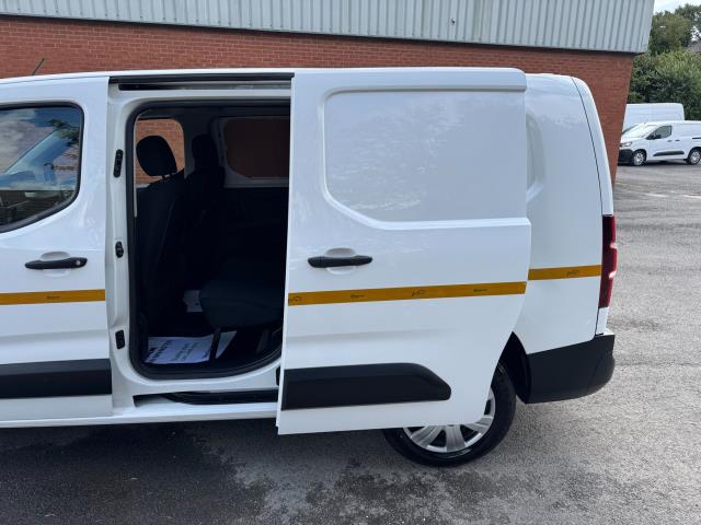 2022 Peugeot Partner 850 1.5 Bluehdi 100 Professional Premium Crew Van (NV71WXA) Image 43