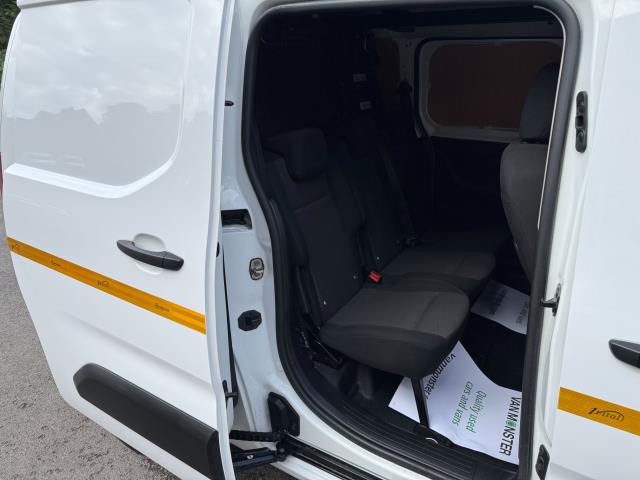 2022 Peugeot Partner 850 1.5 Bluehdi 100 Professional Premium Crew Van (NV71WXA) Image 44
