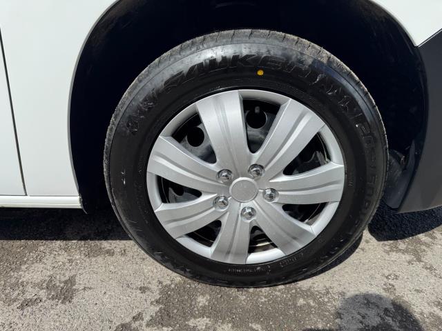 2022 Peugeot Partner 850 1.5 Bluehdi 100 Professional Premium Crew Van (NV71WXA) Image 59
