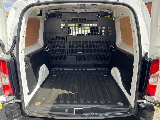 2022 Peugeot Partner 850 1.5 Bluehdi 100 Professional Premium Crew Van (NV71WXA) Image 50