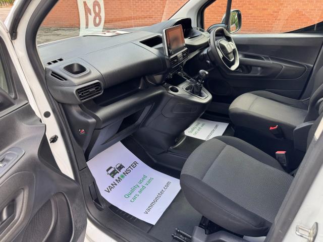 2022 Peugeot Partner 850 1.5 Bluehdi 100 Professional Premium Crew Van (NV71WXA) Image 28