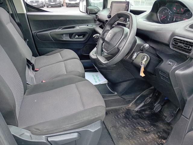 2022 Peugeot Partner L1 1000 1.5BLUE HDI 100PS PROFESSIONAL PREMIUM EURO 6 (NV71WZK) Image 21