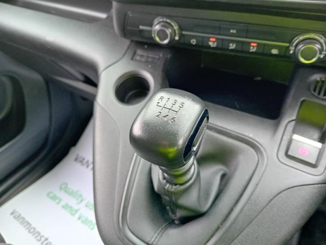 2022 Peugeot Partner L1 1000 1.5BLUE HDI 100PS PROFESSIONAL PREMIUM EURO 6 (NV71WZK) Image 16