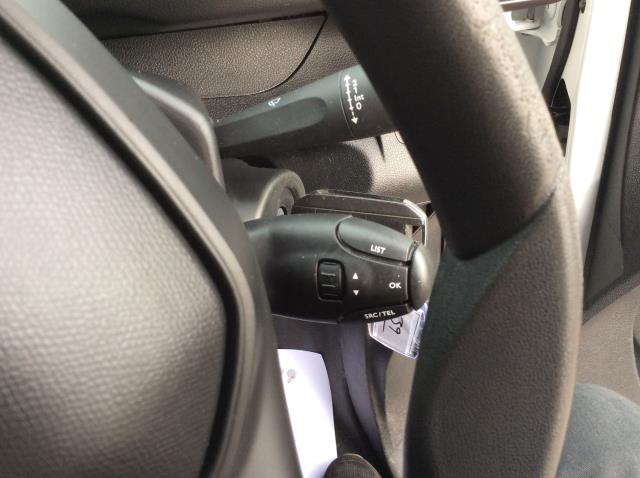 2022 Peugeot Partner 1000 1.5 Bluehdi 100 Professional Premium Van (NV71WZL) Image 27