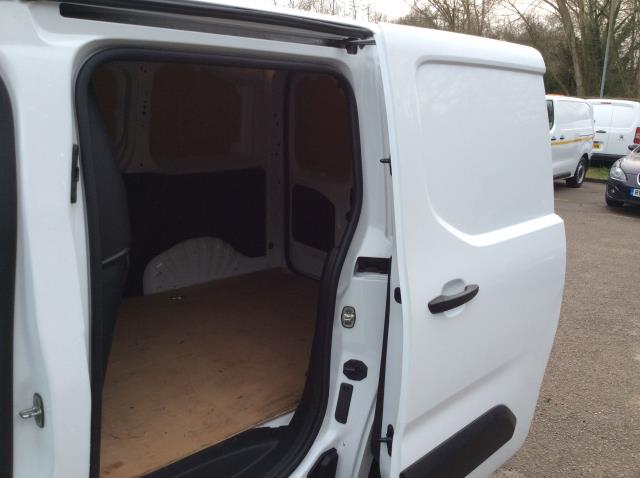 2022 Peugeot Partner 1000 1.5 Bluehdi 100 Professional Premium Van (NV71WZL) Image 8