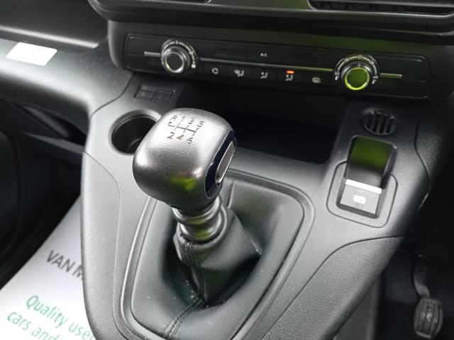 2022 Peugeot Partner L1 1000 1.5BLUE HDI 100PS PROFESSIONAL PREMIUM EURO 6 (NV71XAB) Image 14