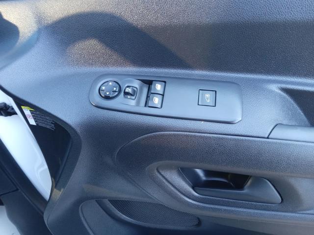 2022 Peugeot Partner 1000 1.5 Bluehdi 100 Professional Premium Van (NV71XBD) Image 22