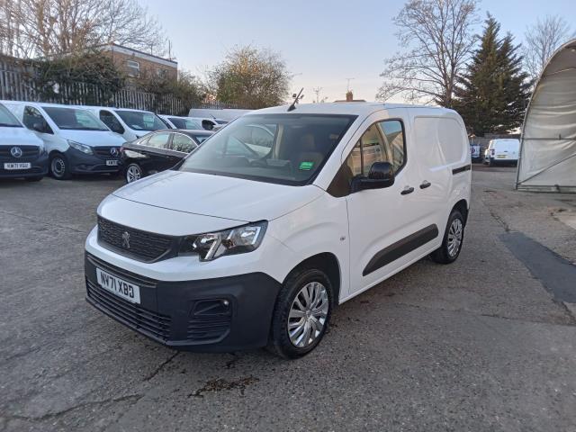 2022 Peugeot Partner 1000 1.5 Bluehdi 100 Professional Premium Van (NV71XBD) Image 4