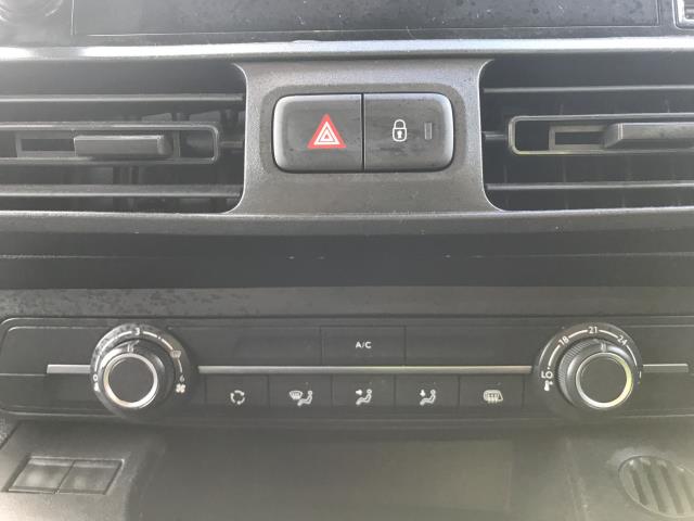 2022 Peugeot Partner 1000 1.5 Bluehdi 100 Professional Premium Van (NV71XBN) Image 25