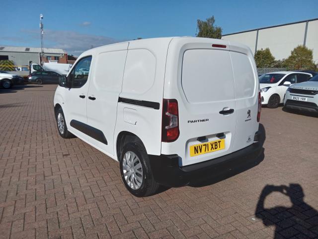 2022 Peugeot Partner 1000 1.5 Bluehdi 100 Professional Premium Van (NV71XBT) Image 9