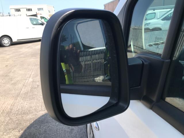 2022 Peugeot Partner L1 1000 1.5BLUE HDI 100PS PROFESSIONAL PREMIUM EURO 6 (NV71XBY) Image 36