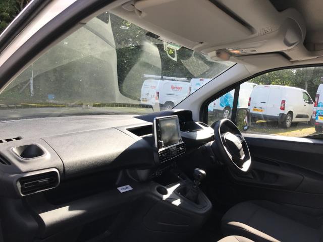 2022 Peugeot Partner 1000 1.5 Bluehdi 100 Professional Premium Van (NV71XCE) Image 6