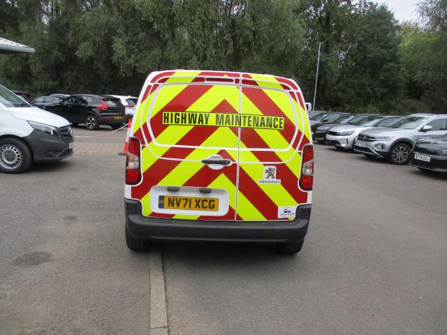 2022 Peugeot Partner 1000 1.5 Bluehdi 100 Professional Premium Van (NV71XCG) Image 6