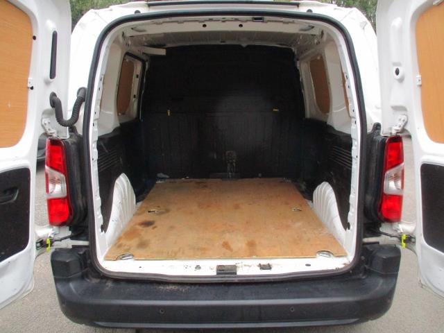 2022 Peugeot Partner 1000 1.5 Bluehdi 100 Professional Premium Van (NV71XCG) Image 31