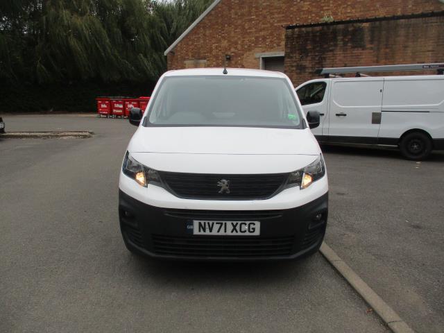 2022 Peugeot Partner 1000 1.5 Bluehdi 100 Professional Premium Van (NV71XCG) Image 11
