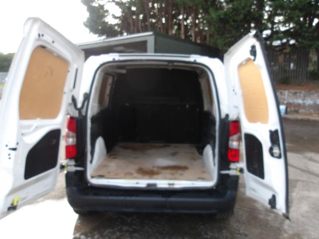 2022 Peugeot Partner 1000 1.5 Bluehdi 100 Professional Premium Van (NV71XCP) Image 20