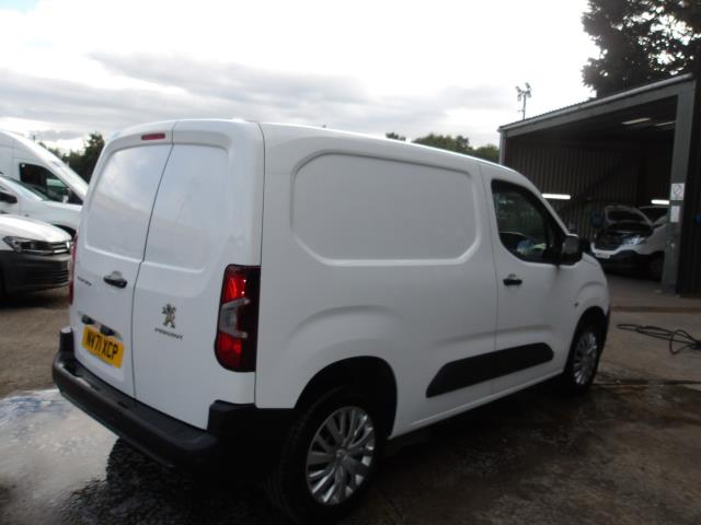 2022 Peugeot Partner 1000 1.5 Bluehdi 100 Professional Premium Van (NV71XCP) Image 8