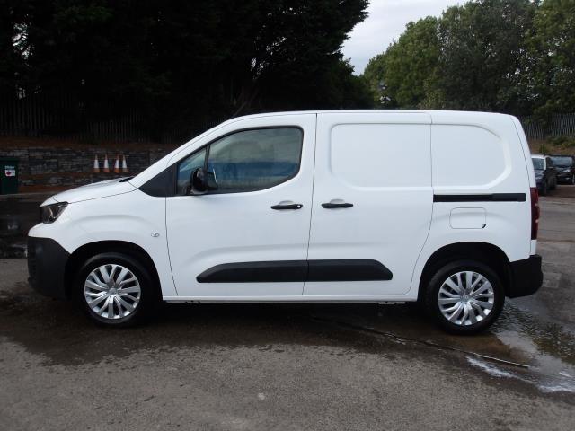 2022 Peugeot Partner 1000 1.5 Bluehdi 100 Professional Premium Van (NV71XCP) Image 4