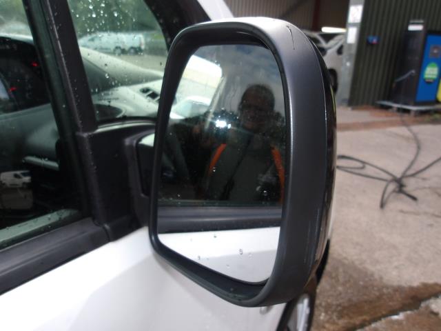 2022 Peugeot Partner 1000 1.5 Bluehdi 100 Professional Premium Van (NV71XCP) Image 10
