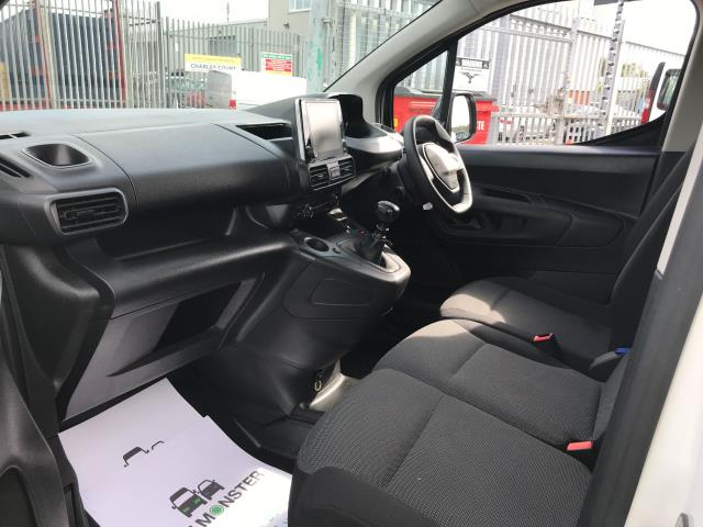 2022 Peugeot Partner L1 1000 1.5BLUE HDI 100PS PROFESSIONAL PREMIUM EURO 6 (NV71XDC) Image 28