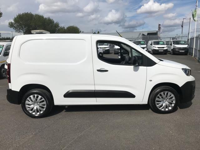 2022 Peugeot Partner L1 1000 1.5BLUE HDI 100PS PROFESSIONAL PREMIUM EURO 6 (NV71XDC) Image 16